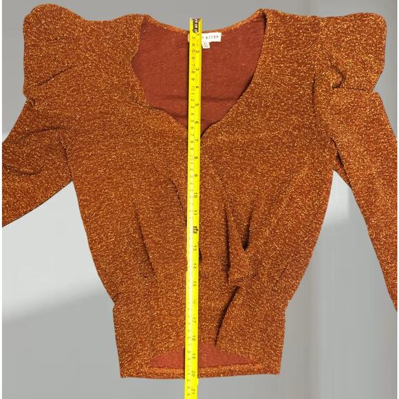 Moon River Metallic Puff-Sleeve Blouse – Rust/Gold (XS) - Picture 4 of 6